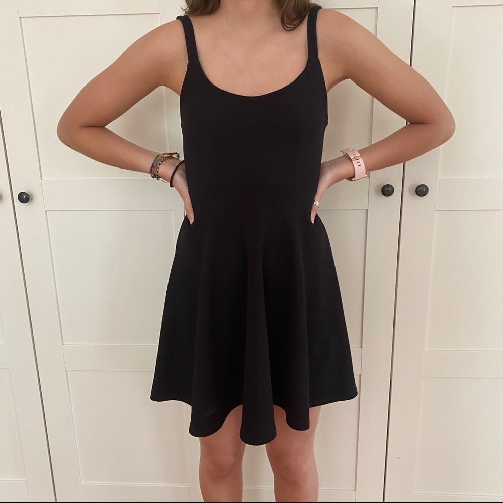 Adorable Little Black Dress!